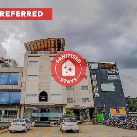 Vaccinated Staff- Townhouse Oak Hotel Silvotel Ιντόρ Εξωτερικό φωτογραφία