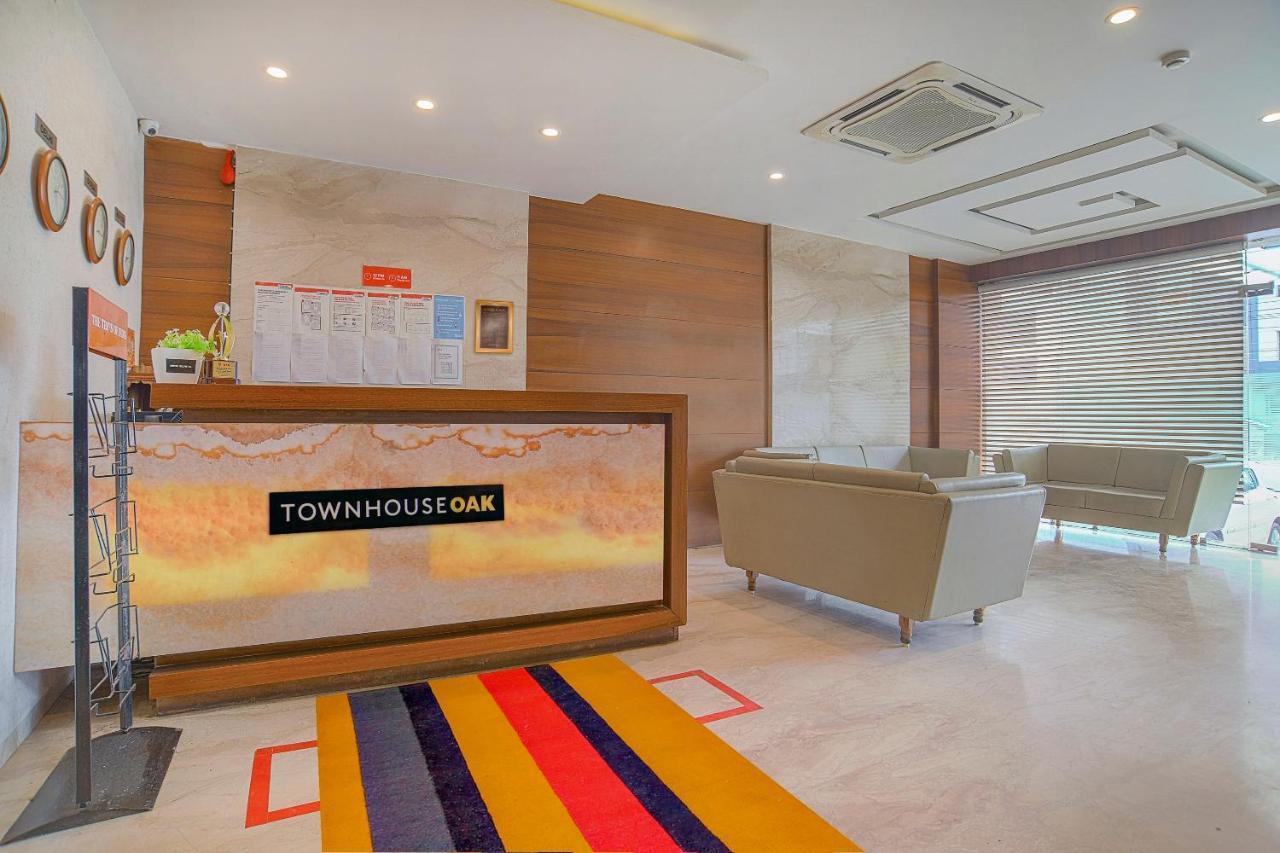 Vaccinated Staff- Townhouse Oak Hotel Silvotel Ιντόρ Εξωτερικό φωτογραφία