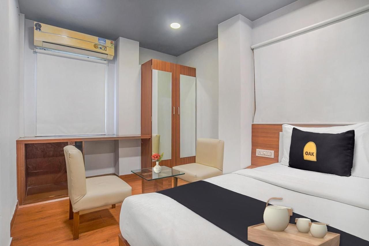 Vaccinated Staff- Townhouse Oak Hotel Silvotel Ιντόρ Εξωτερικό φωτογραφία